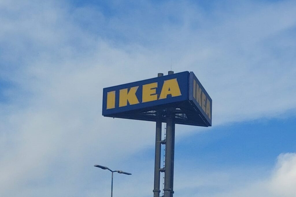 ИИ стал смотреть в тарелки посетителей IKEA 1 02.02.25.09.56
