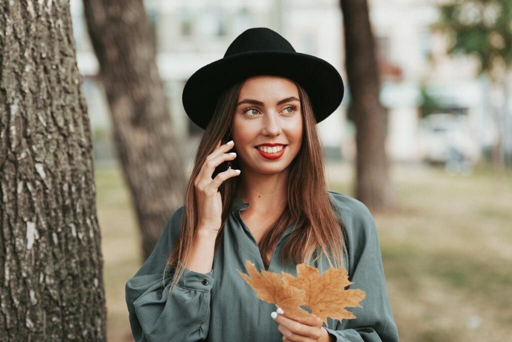 Мода на настроение: самые актуальные головные уборы 2025 года 1 ch19092025.22.33