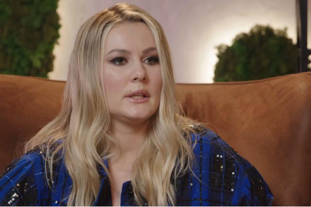 Как Мария Кожевникова обустроила кухню для семьи с четырьмя детьми: в тесноте ли? 1 o270925.14.46