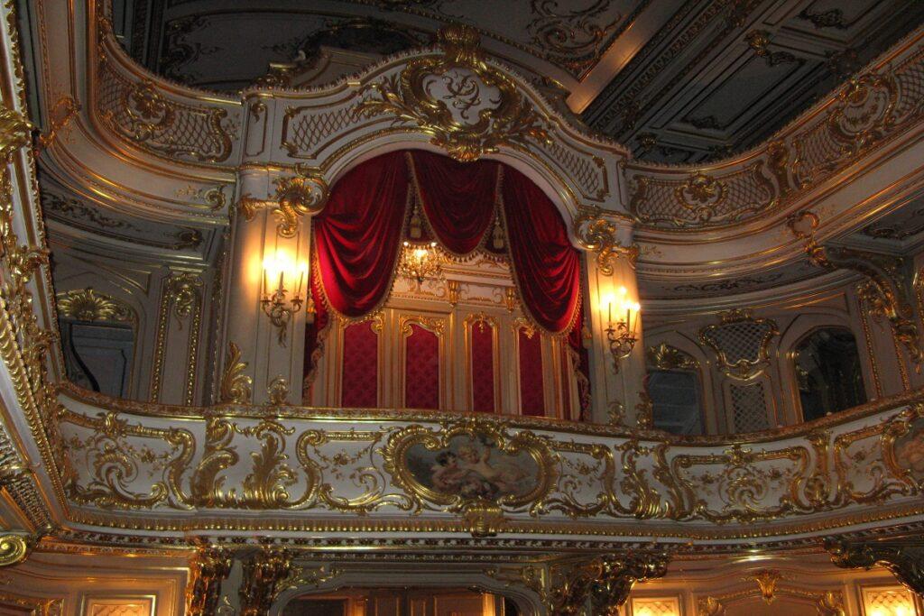 За порогом роскоши: как жила богатейшая семья Российской империи 2 the theater yusupov palace saint petersburg
