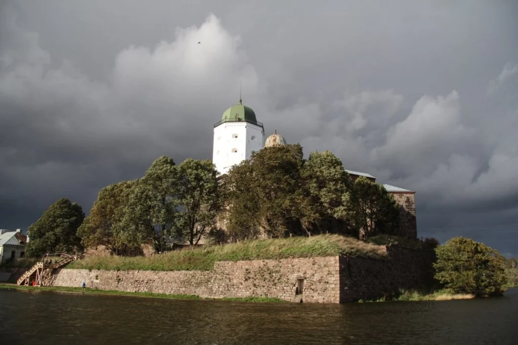 Сердце Выборга: башня святого Олафа и вид с 75-метровой высоты 1 bashnya