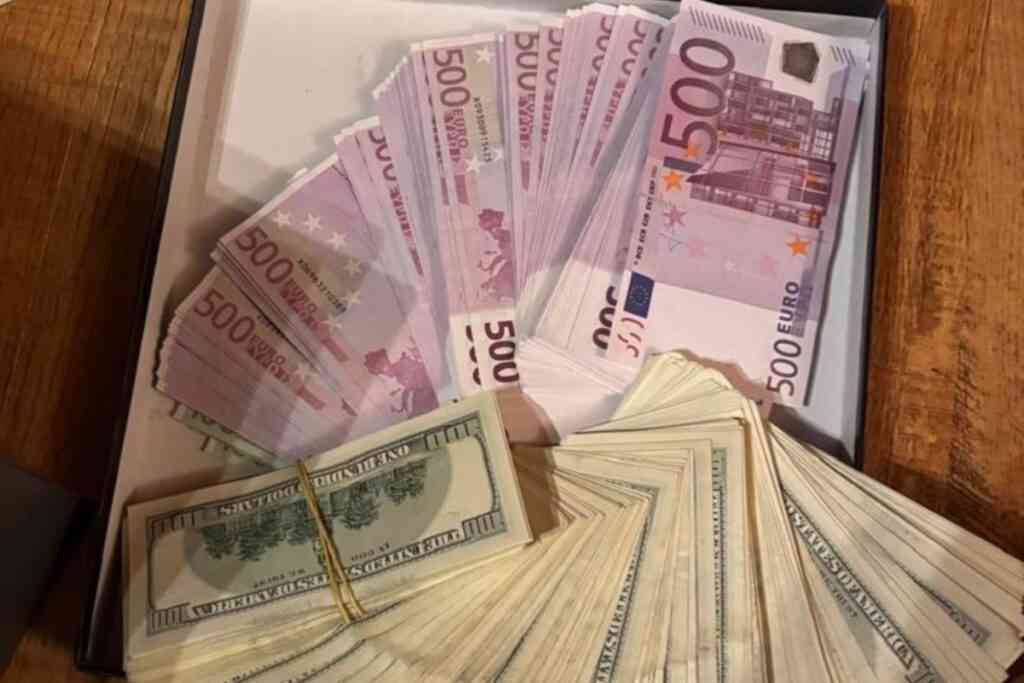 Начальника колонии в Петербурге отправили под домашний арест за взятки 2 yu061225.10.06