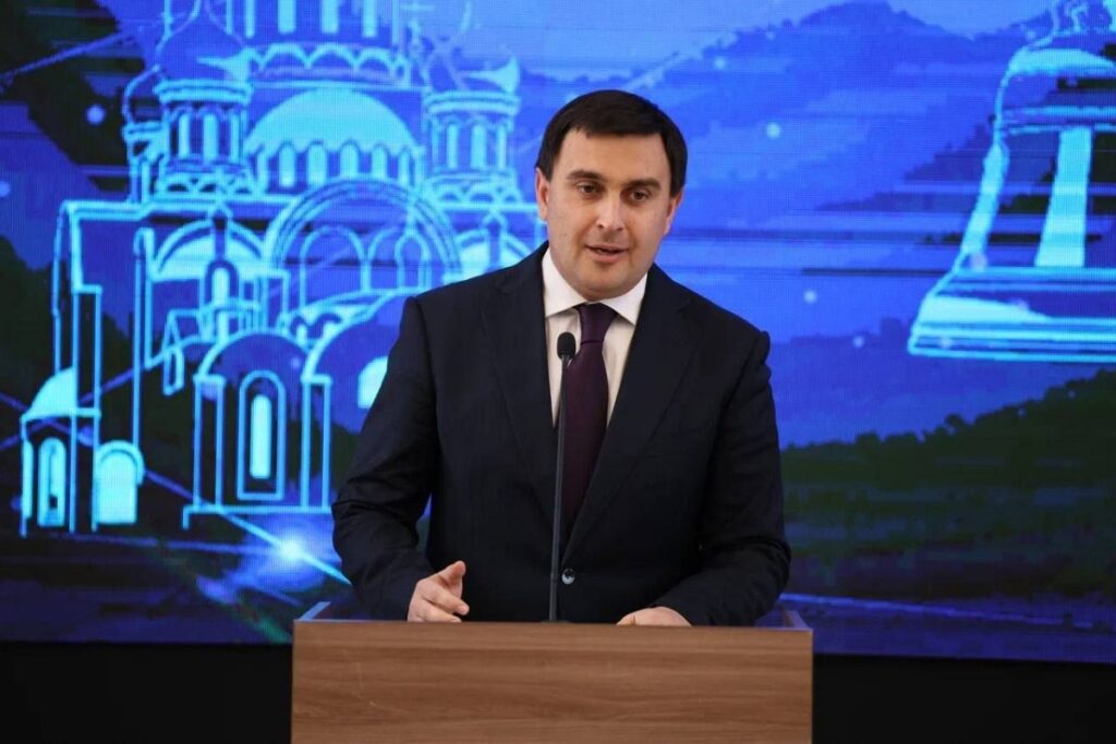 Глава подмосковного Реутова скончался после ДТП 1 yu131225.10.14