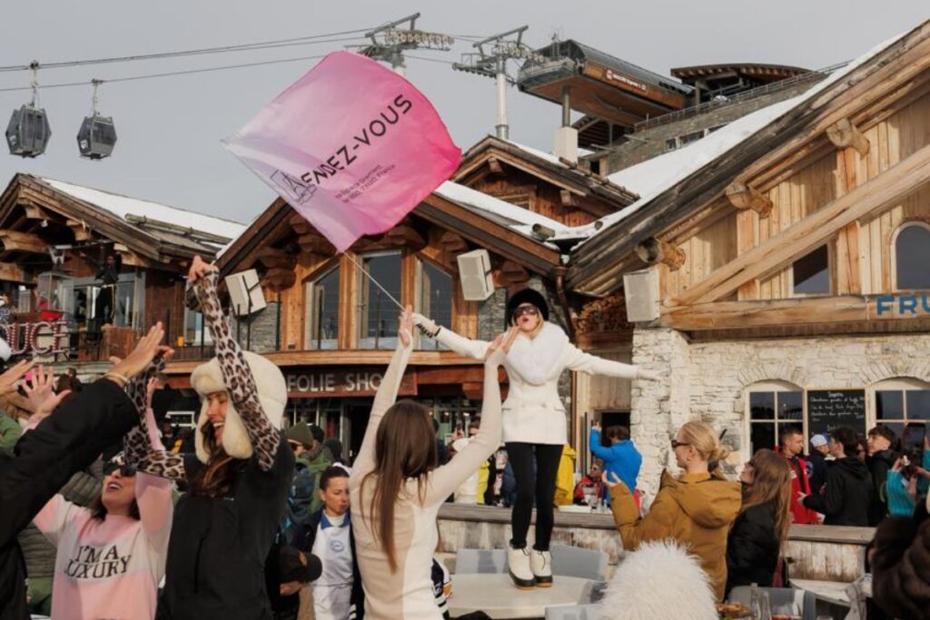 Милонов призвал Rendez-Vous покинуть РФ из-за скандала в Куршевеле 1 yu210126.10.11