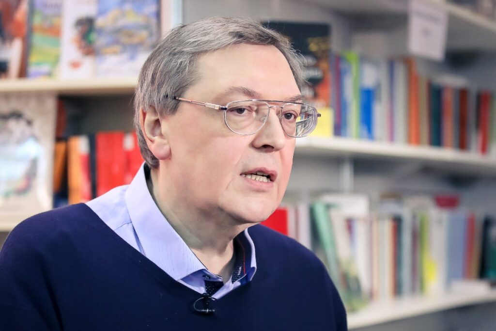 В реестр иноагентов внесли внука Алексея Толстого 1 yu100426.17.31