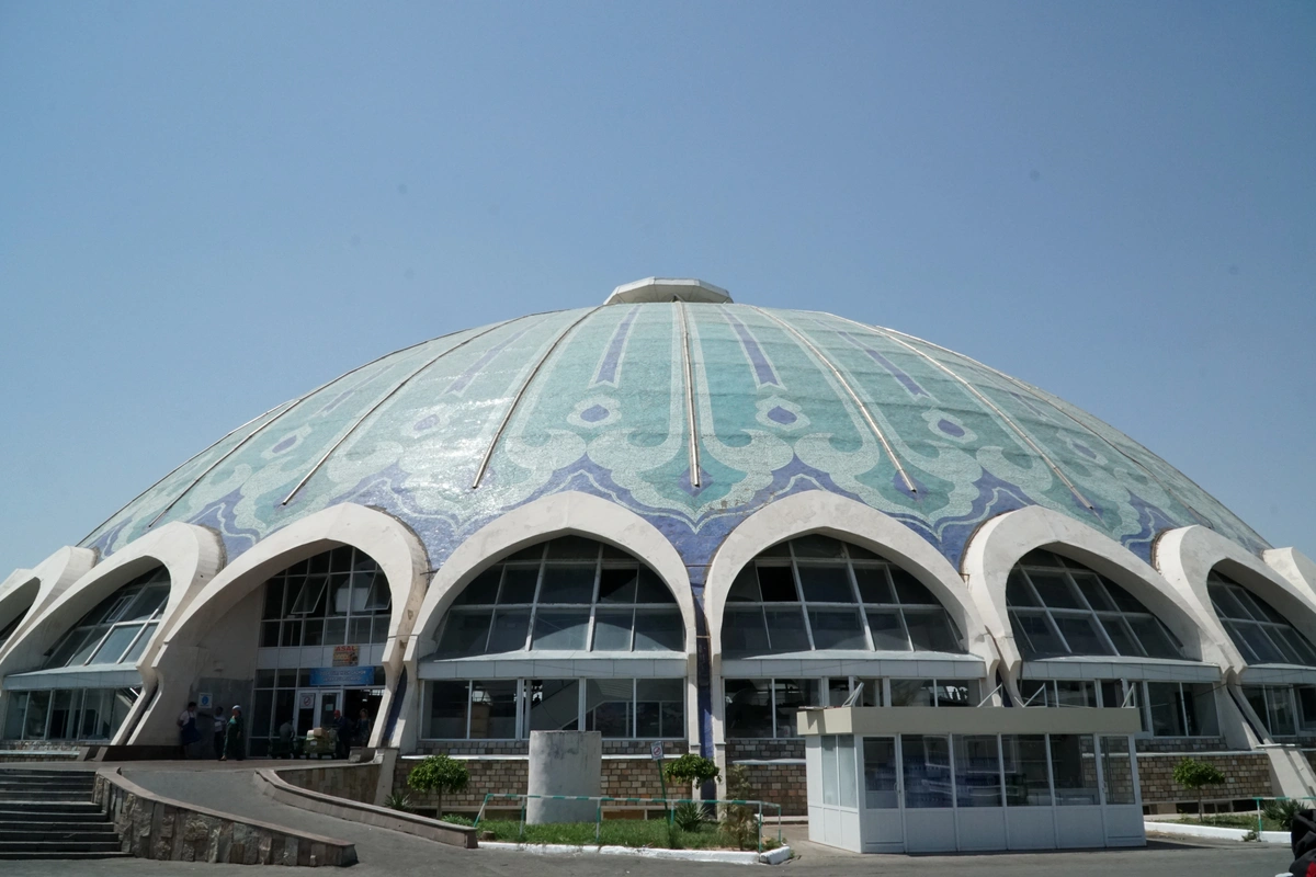 chorsu bazaar in tashkent 1