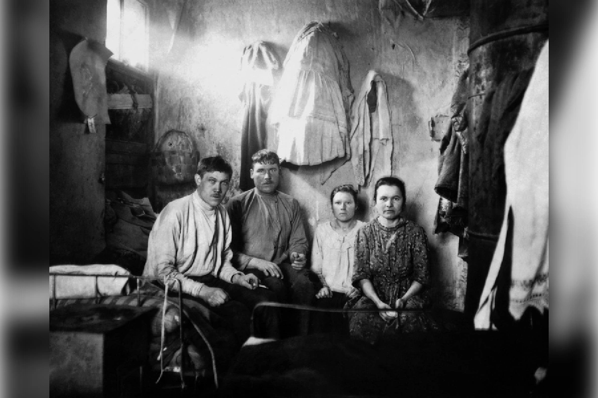 Жизнь в Москве в 1896 году: сколько платили за жилье и что получали 1 dve semi rabochih konditerskoj fabriki snimayut ugol v komnate