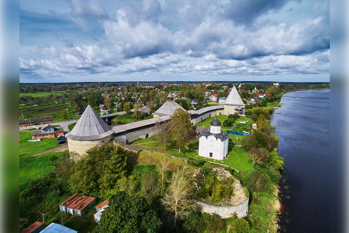 krepost staraya ladoga s vysoty ptichego poleta 01
