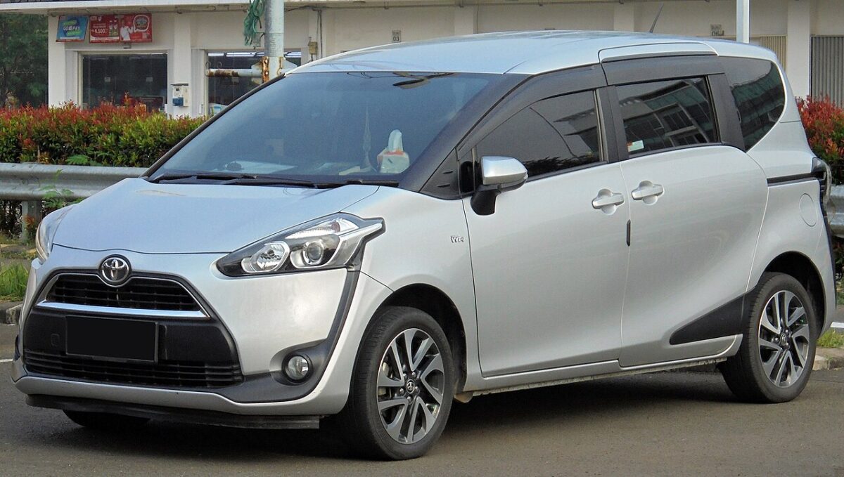 2016 toyota sienta 1.5 v nsp170r 20190622