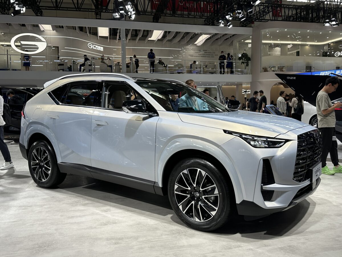 RAV4 больше не нужен? GAC GS4 получил полный привод, 231 силу и автомат 1 ch22082026.15.24
