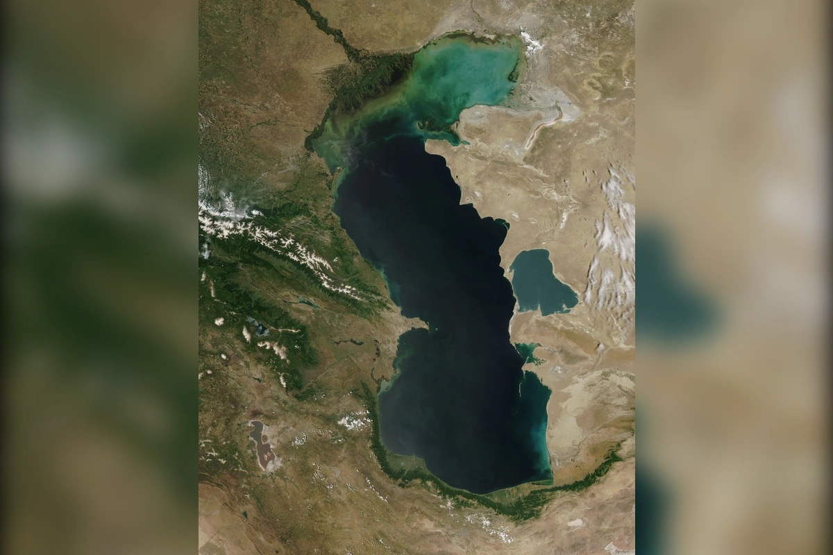 В Каспийском море образовался новый остров 1 kaspij