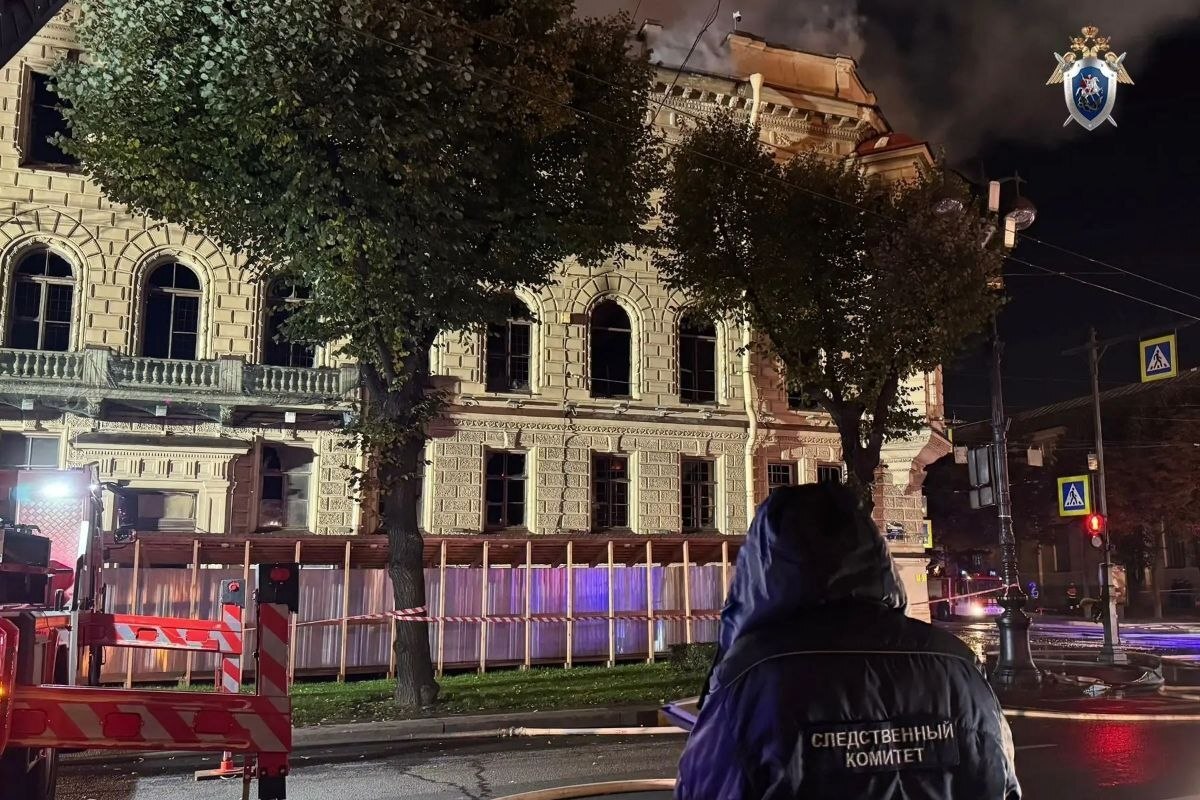 Уголовное дело возбудили после пожара в особняке Миллера в Санкт-Петербурге 2 photo 5330171852086779488 y 2